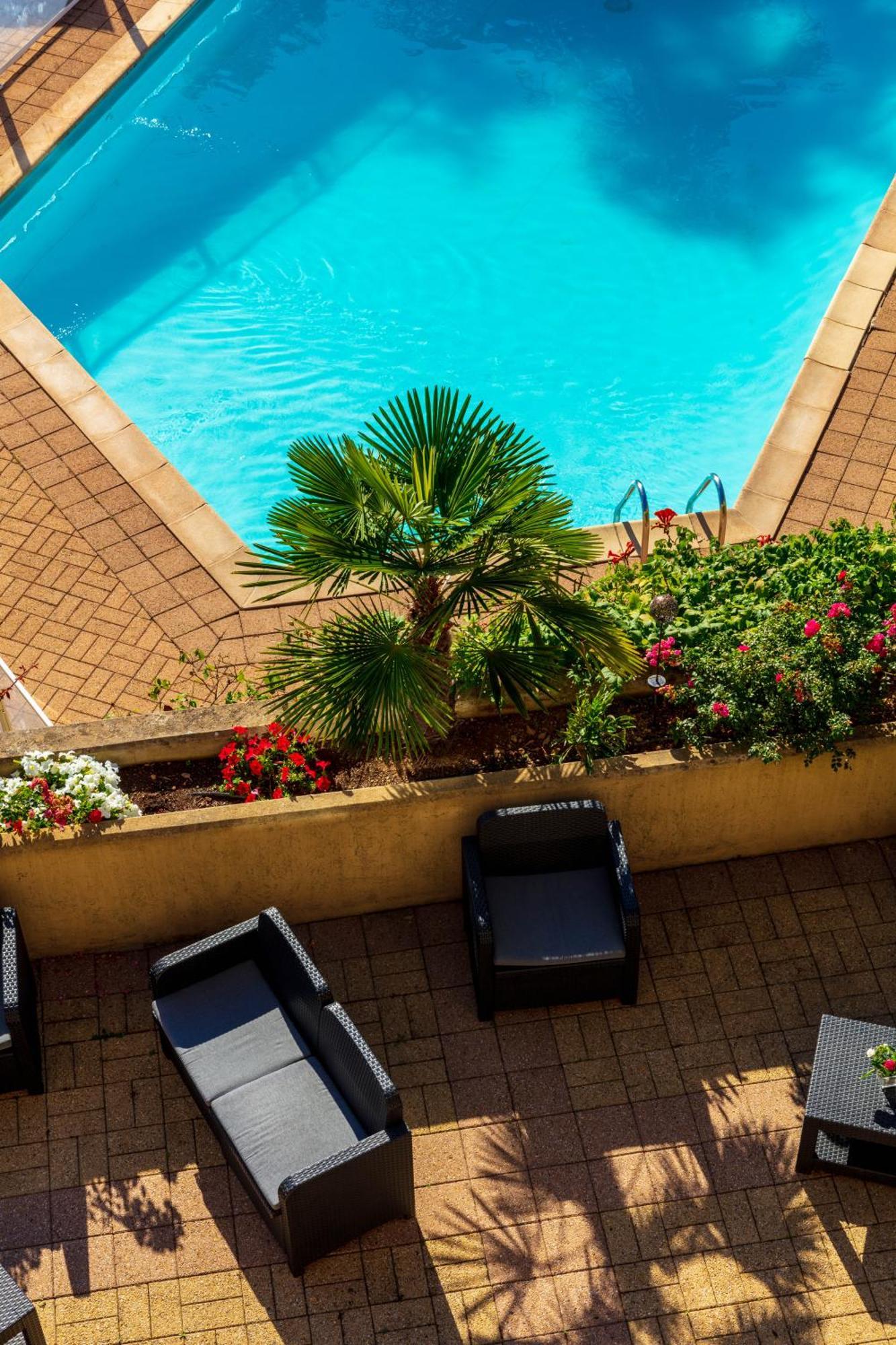 Logis Hotel Noemys Morgon Villié-Morgon Kültér fotó